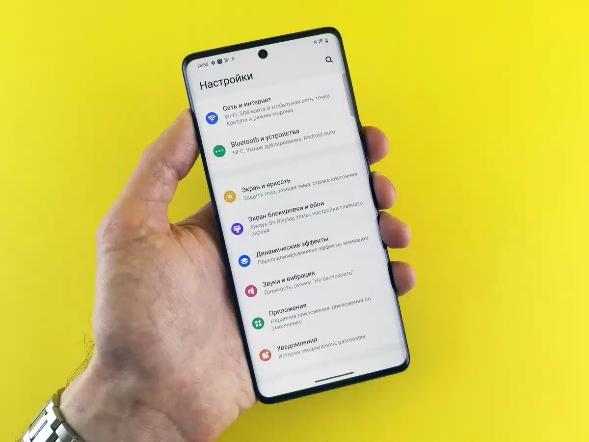 Paramètres Bluetooth d'un téléphone Android avec liste d'appareils couplés