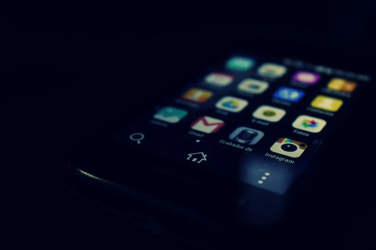 Smartphone red&eacute;marrant en mode sans &eacute;chec pour d&eacute;sactiver les applications tierces