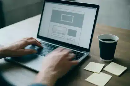 Découvrez 32 exemples inspirants de design de page d'accueil pour sites web